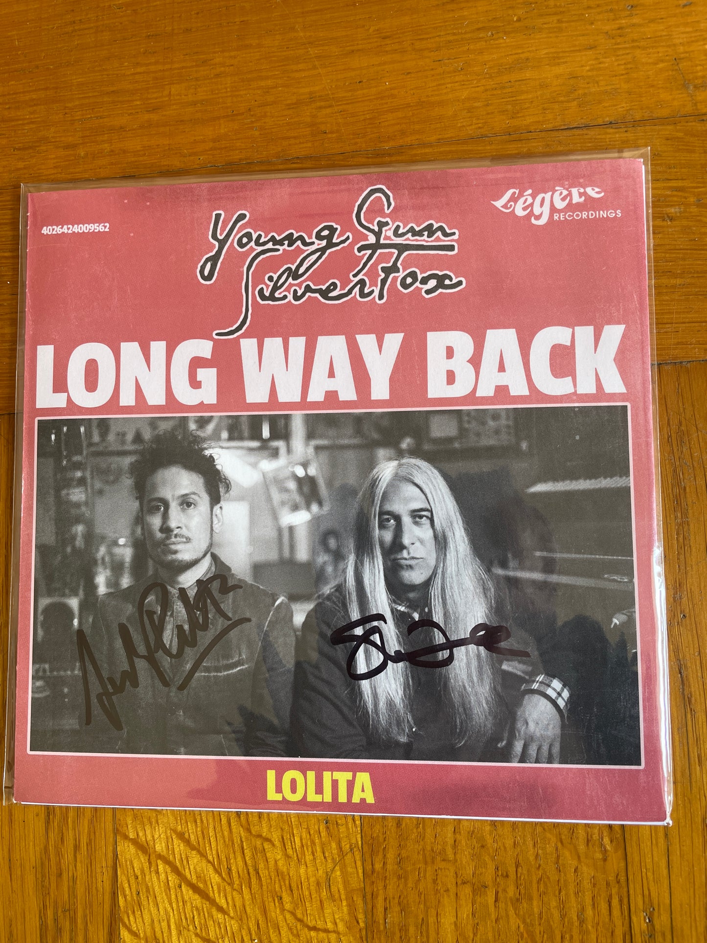 Young Gun Silver Fox - SIGNED - Long Way Back - 7inch vinyl